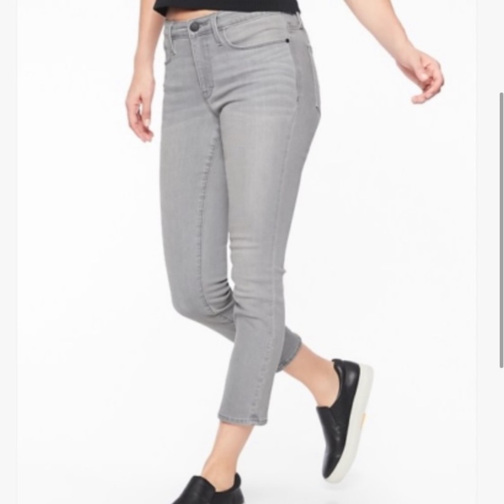 NWT Athleta Sculptek Skinny Crop Jeans